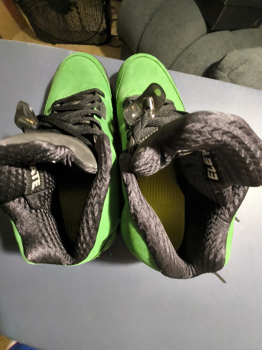 Jordan 5 "Oregon", Size 11m, Men's Retro Basketball Shoes in Green - Picture 6 of 7